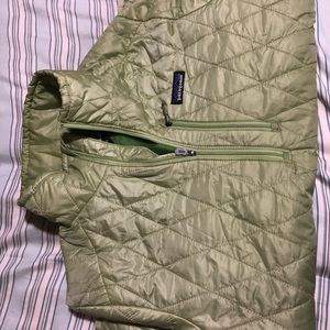 Vintage Green Patagonia quarter zip